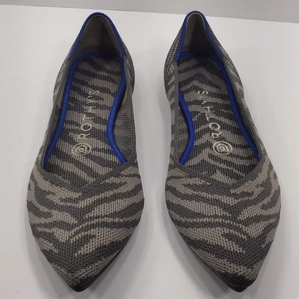 Rotys Stylish Gray and Blue Women's Shoes size 8w pre owned Exellent condition